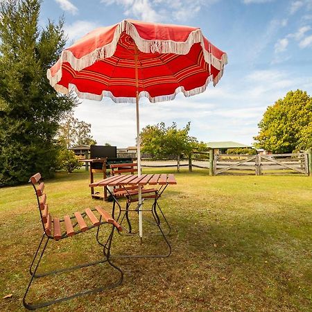 Grand View - Te Anau Holiday Home Eksteriør bilde