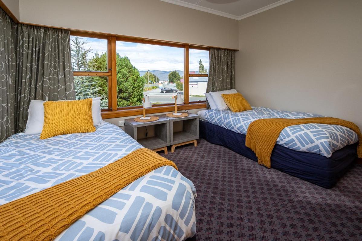 Grand View - Te Anau Holiday Home Eksteriør bilde